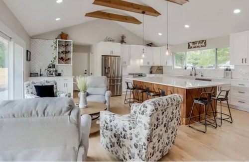 Arvada Plaza Area House | Blue Haven in Olde Town Arvada!