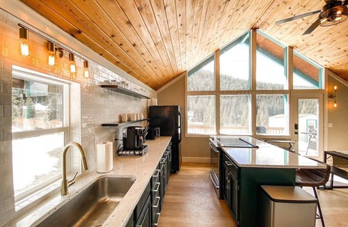 Breckenridge Cabin | Blue River Mountain Getaway | Hiking & Ski Slopes