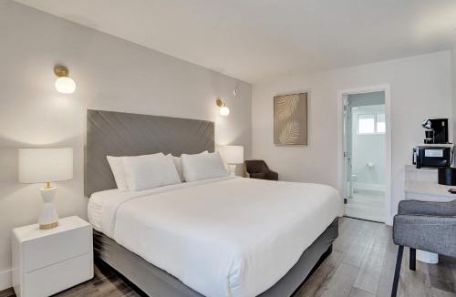 Galt Mile Hotel | Botanica King Suite in Ocean Blvd