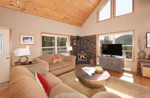 Quandary Village House | Breathtaking Breckenridge Mountain Escape