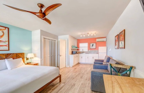 Long Key Hotel | Breathtaking Island Oasis! Relaxing Studio w/Resort amenities & Gulf views!
