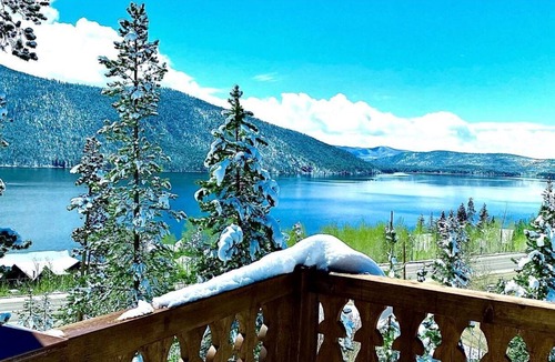 Grand Lake Cabin | Breathtaking Lakefront Retreat with Beautiful Views and Outdoor Spaces in Grand Lake, Colorado