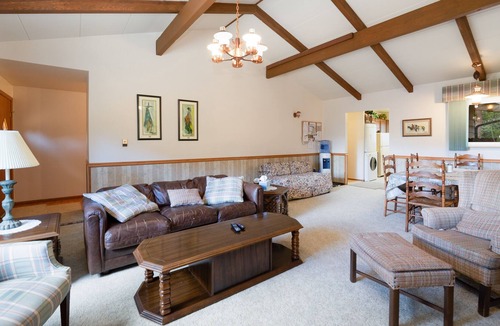 Estes Park Cabin | Breathtaking Views of Rocky Mountain National Park -- 20-NCD0376