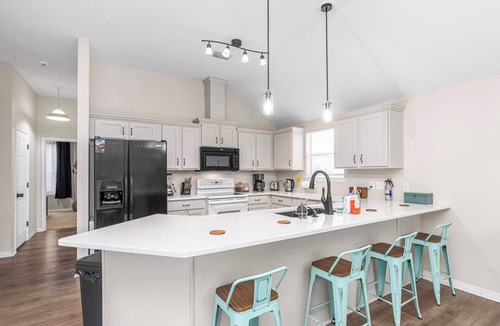 Navarre House | Breeze: Arcade, Pool Table, Near Navarre Beach