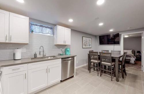 Dupont House | Bright basement unit with large yard and sunroom
