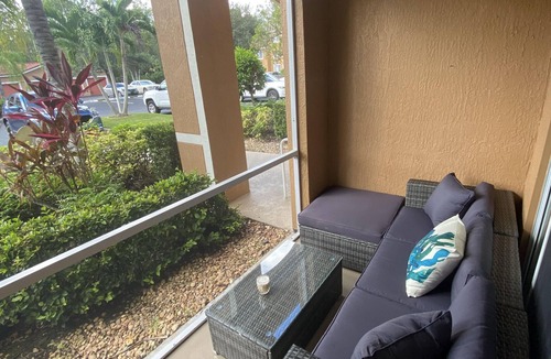 Naples Condo | Bright & Cozy Private Condo East Naples - 1B1B - Fully Remodeled
