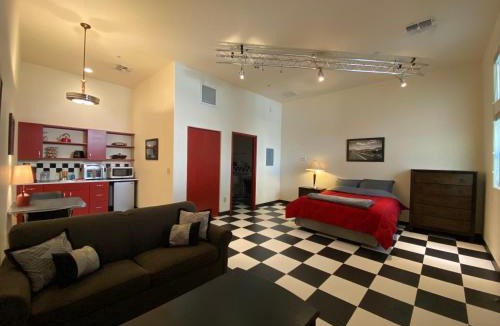 Kingman Apartment | Brunswick Studio 102