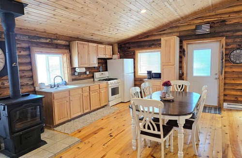 Duchesne Cabin | CABIN IN DUCHESNE, overlooking Starvation Reservoir, 2 Bed,1 Bath.