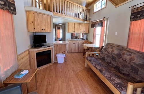 Mammoth Creek Cabin | Cabins by Panguitch Lake: Where Rustic Charm Meets Amazing Fishing!