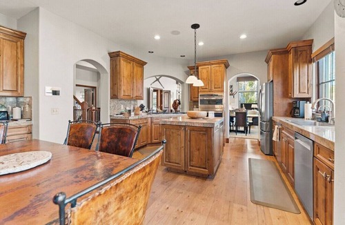 Highland Meadows House | Casa Feliz Colorado - 4 Bed, Hot Tub & Fire Pit
