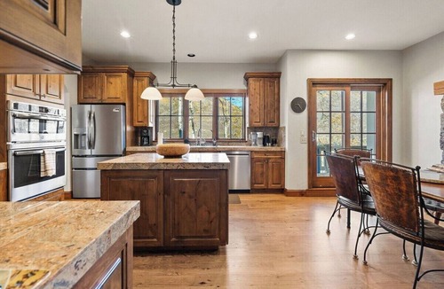 Highland Meadows House | Casa Feliz Colorado - 4 Bed, Hot Tub & Fire Pit