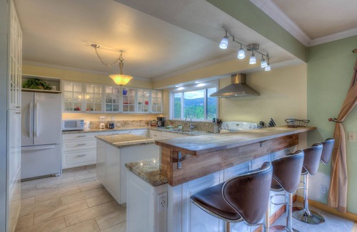 West Sound House | Cedar Field Vacation House on Orcas Island - August Nights Sale!