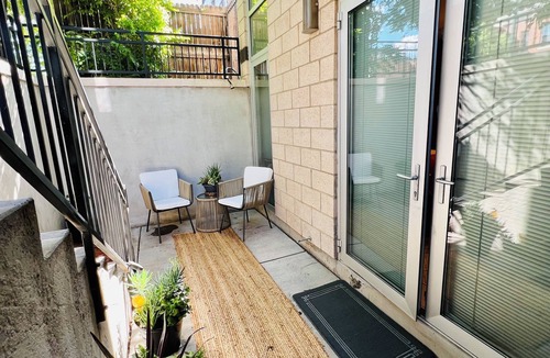 Curtis Park Apartment | ChampaHouse GuestSuite - EZAccess to Rino/Ballpark