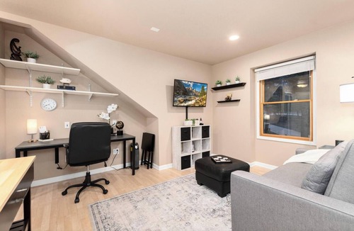 Colorado Springs Cottage | Charming 1-bedroom Guest House in beautiful Black Forest.