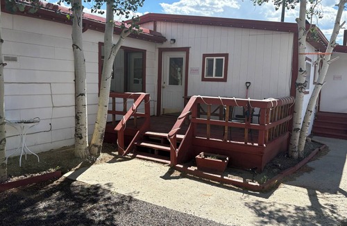 Walden House | Charming 4-bedroom mobile home in Walden perfect for families