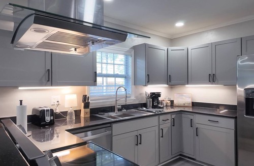 Bainbridge House | Charming 4BR/2BA Home in Bainbridge - Fenced Yard & Outdoor Gas Fireplace!