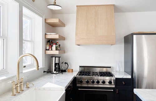 Downtown Park City House | Charming Cottage steps to restaurants, shops & slopes