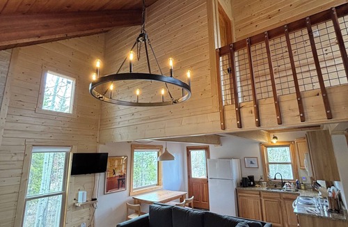Grand Lake Cabin | Charming Cozy Cabin with Mountain Views