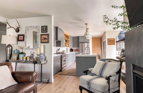 Midway House | Charming mountain modern 3 brm/2 bath home in Midway, UT, with deck/yard.