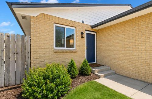 Windsor House | Chimney Park Retreat King Suite and Fenced Yard