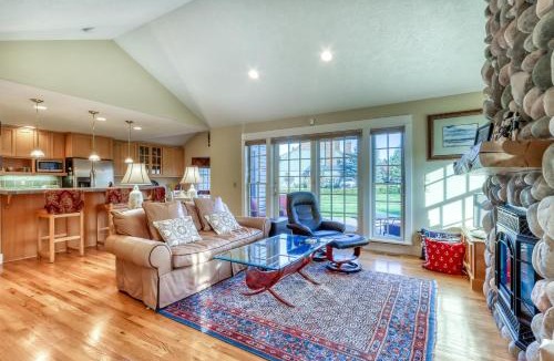 Sisters House | Classy Sisters Townhome