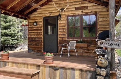 Thomasville House | Clear Water Mountain Cabins- Bear Cabin