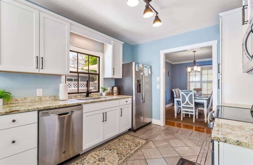 Bay Esplanade House | Coconut Beach House, Private Pool Home!