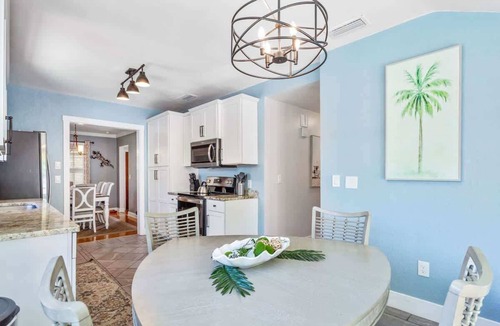 Bay Esplanade House | Coconut Beach House, Private Pool Home!