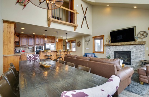 Fraser House | Colorado Escape w/Mtn Views! 3 Mi to Winter Park