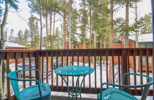 Peak 8 Condo | Condo to Mtn in Minutes via Free Bus to Peak 8!