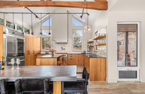 Aspen Glen House | Contemporary Mountain Luxury with Hot Tub & Views