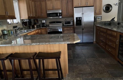 Morrison House | Contemporary Mtn. Home near Red Rocks and Denver with Gourmet Kitchen