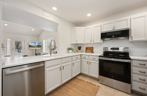 Fort Collins Condo | Cowboy Cottage | Garage, Bikes, Near Park & Trails