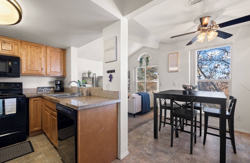 Midvale Apartment | Cozy 2-bedroom apartment with hot tub & pool in charming Sandy