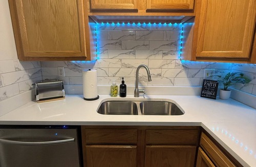 Cimarron Hills Apartment | Cozy 2 Bedroom Retreat that is family friendly with Full Kitchen.