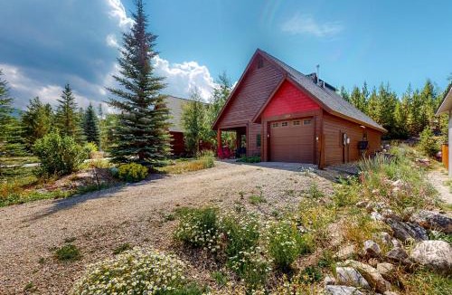 Grand Lake House | Cozy Cabin Retreat