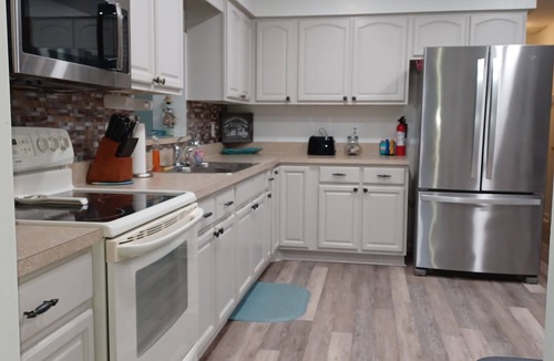 Highland House | Cozy canal front home. Minutes from Sebring International Raceway.
