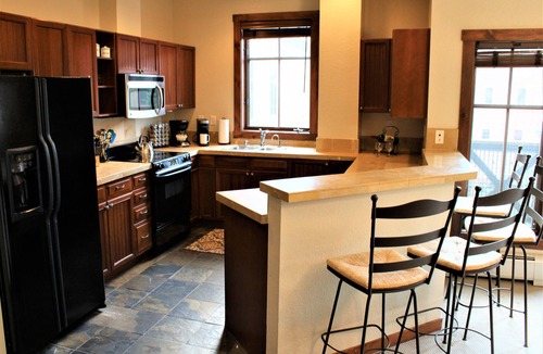 Peak 9 Condo | Cozy Condo in family friendly Main Street Station - Downtown Breckenridge