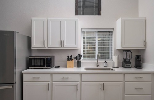 Berkley Cottage | Cozy Den - Minutes to Downtown Denver and near Red Rocks