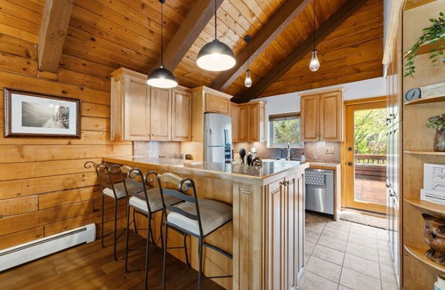 Intermountain House | Cozy Duplex in West Vail – Near Vail Village