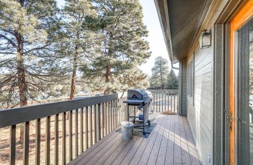 Flagstaff House | Cozy Flagstaff Retreat w/Balcony & Mtn View!