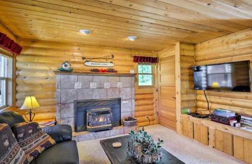 Grand Lake House | Cozy Grand Lake Cabin with Views, Half-Mi to Lake!