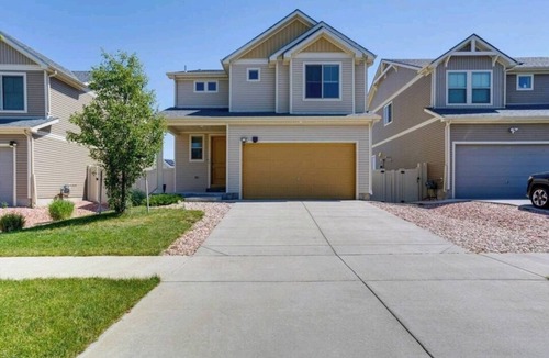 Gateway House | Cozy House near Denver International Airport