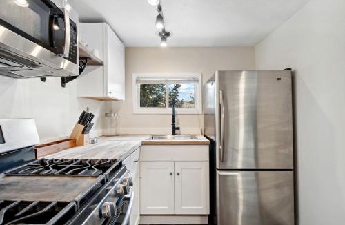 Allenspark House | Cozy Mountain Cabin with Fireplace & Hot Tub near Estes Park in Ferncliff, Colorado