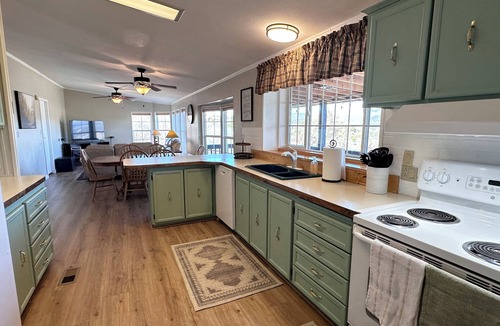 Duchesne County House | Cozy Mountain Home with amazing views.