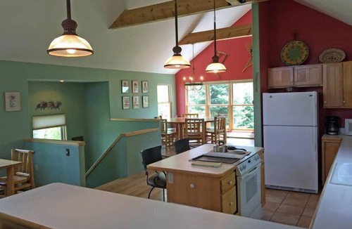 Crested Butte House | Crazy Horse! Quiet dead-end street & perfect for pets. Private HOT TUB!