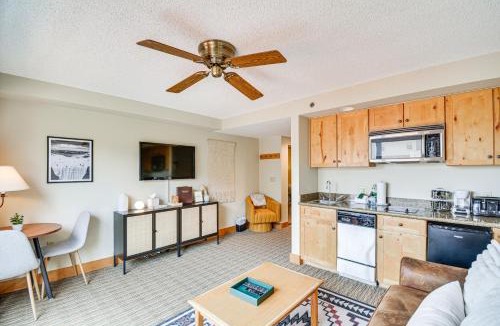 Mount Crested Butte Apartment | Crested Butte Studio w/Hot Tub: Walk to Slopes!