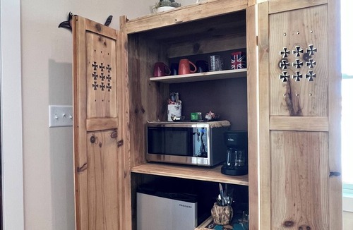Cortez Apartment | Crooked Sky Ranch & VRBO