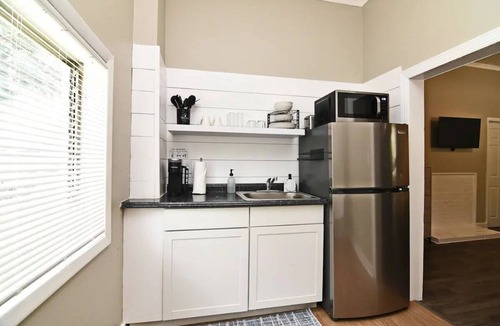 Winter Garden Apartment | Cute Studio Apt #2 by Bike Trail & Historic Downtown Winter Garden