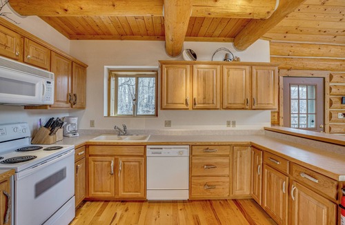 Gypsum House | Deck & Pond Views! 2-Acre, Woodsy Rocky Mtn Haven